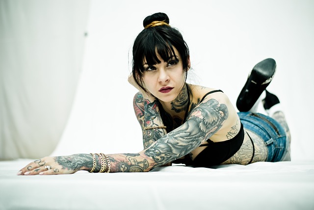 Náš život zaznamenaný na koži